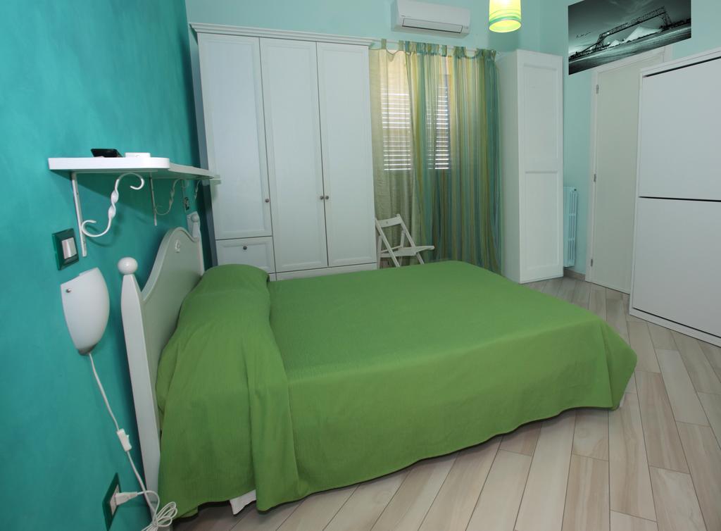 Le Nereidi Beb Bed & Breakfast Margherita Di Savoia Phòng bức ảnh